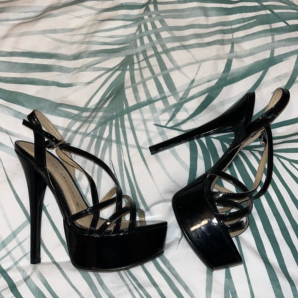 Chinese Laundry Teaser2 Platform Sandal